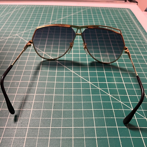 Cazal 954 Purple Gradient Tint Lenses Gold Metal Frame Vintage Sunglasses - Picture 6 of 7